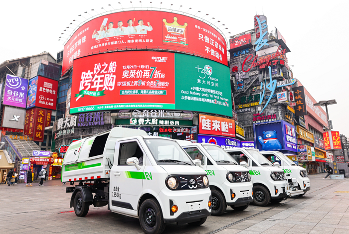 背街小巷神器 | 1.165米寬“小精靈”5天作業(yè)長測！